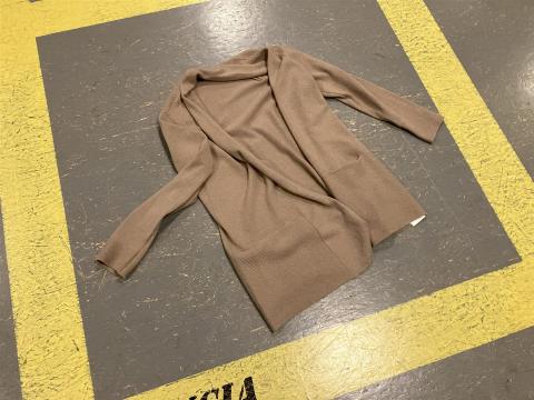 Bild 24: Strickjacke-beige