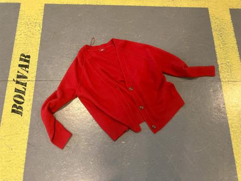 Bild 30: Jäckchen, rot, Esprit